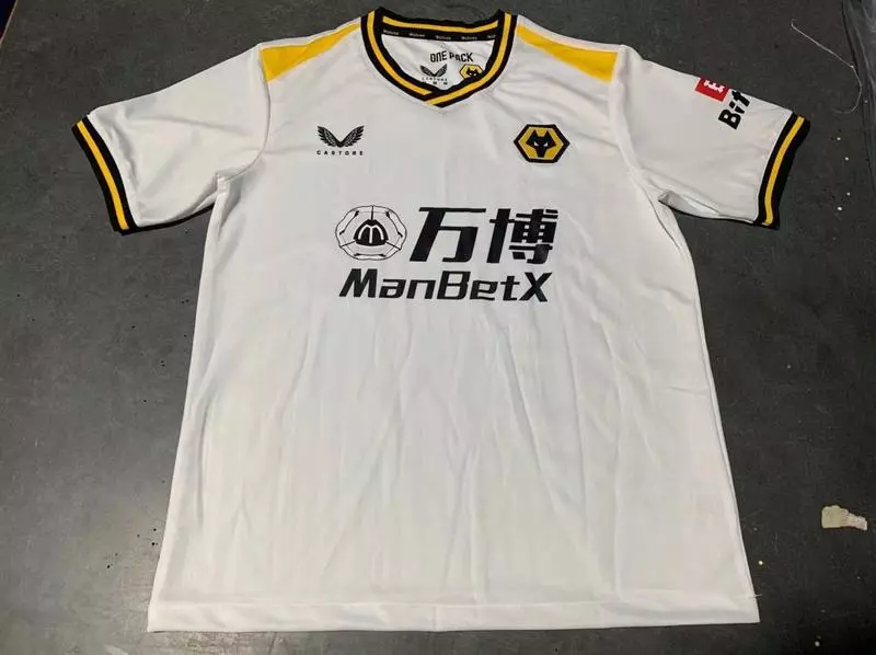 CAMISETA VISITA WOLVERHAMPTON 2021-22